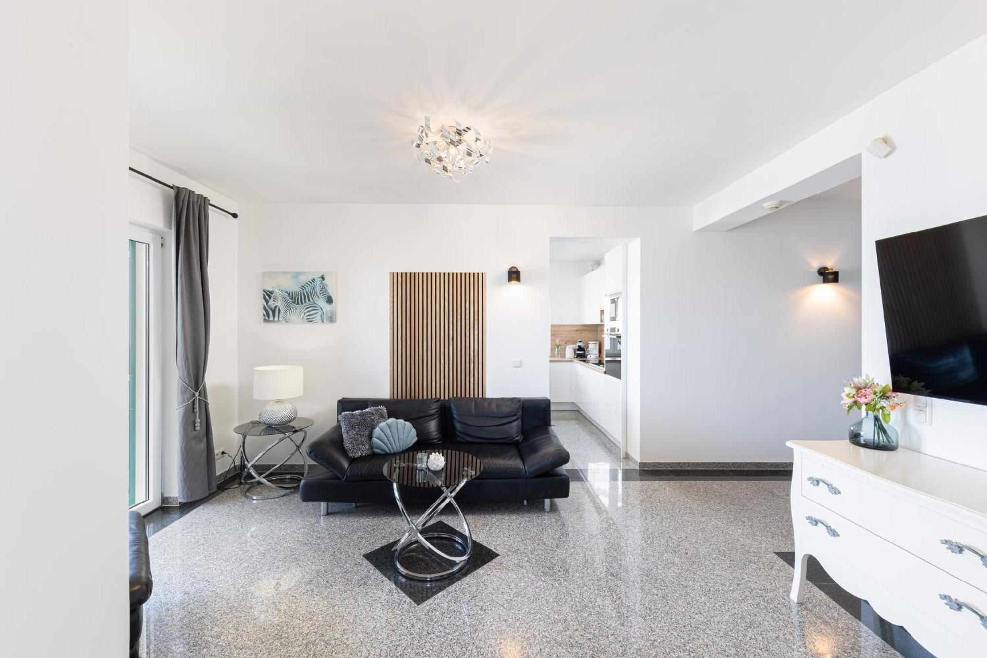 Apartments Wisibada โตรกีร์ ภายนอก รูปภาพ