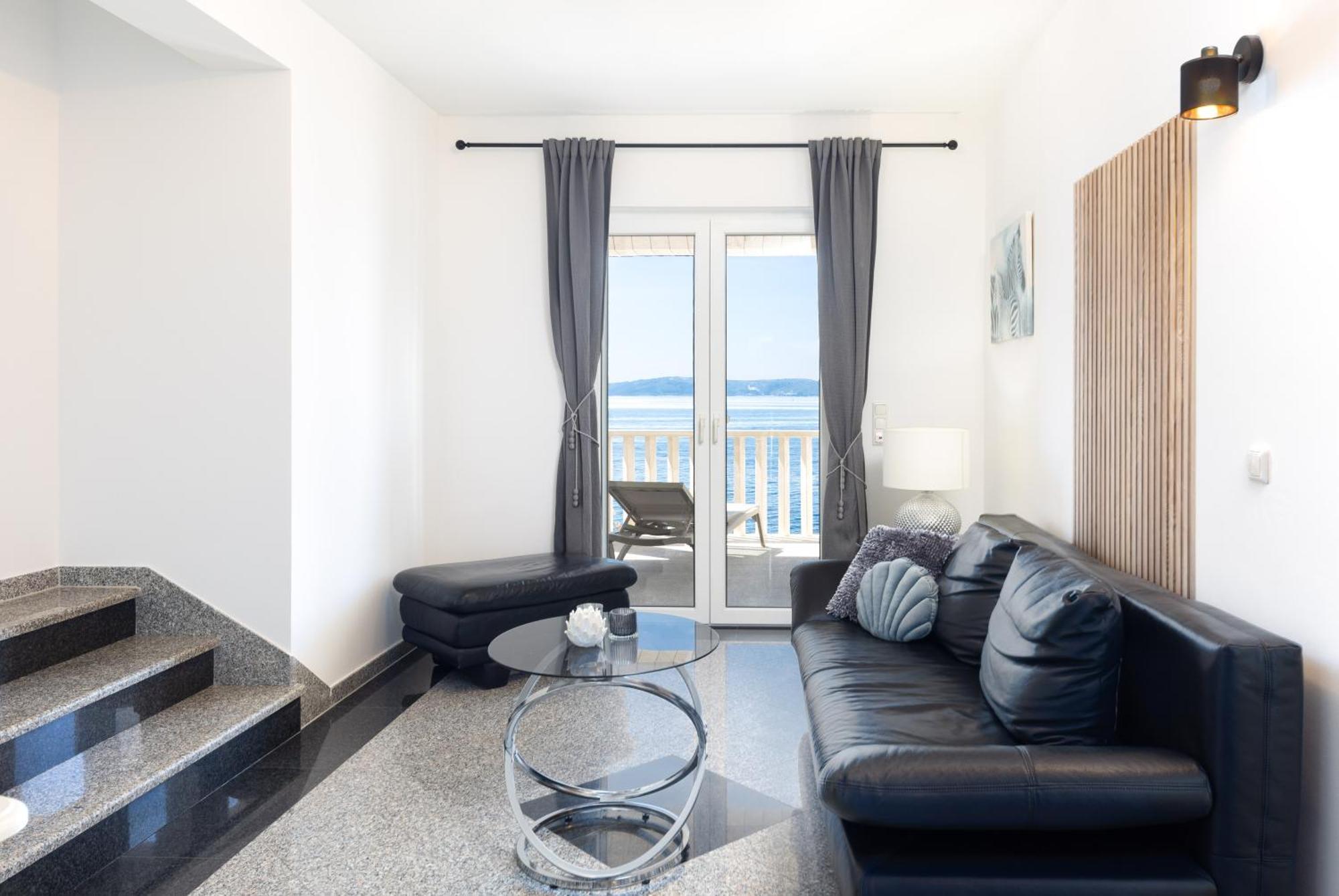 Apartments Wisibada โตรกีร์ ภายนอก รูปภาพ